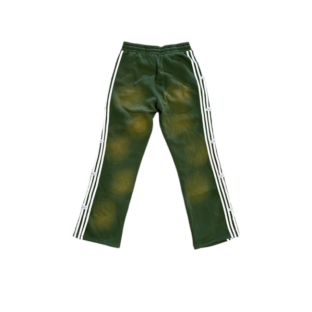 STUDDED DESTRUCTION PANTS