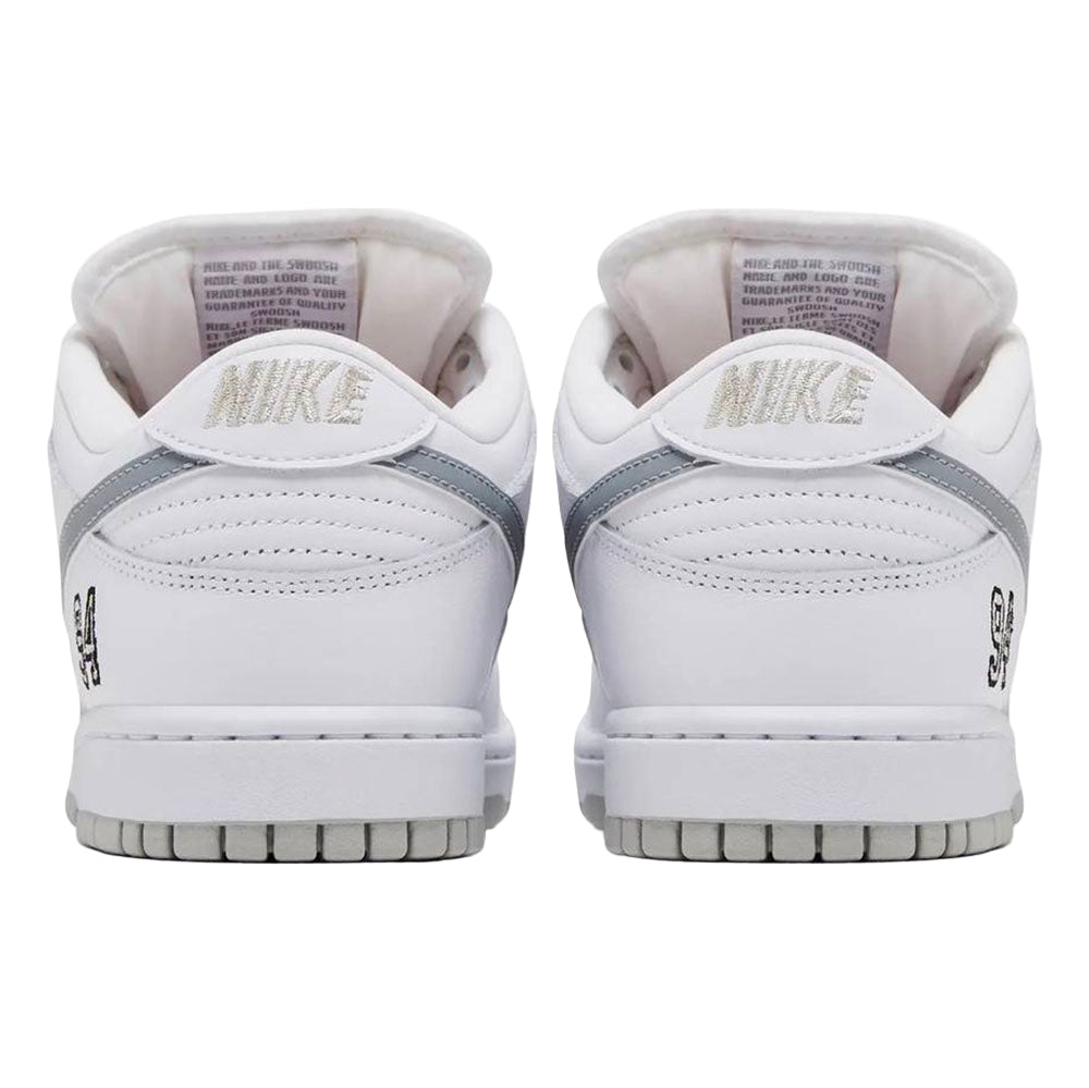 NIKE DUNK LOW SB "SUPREME 94 WHITE"