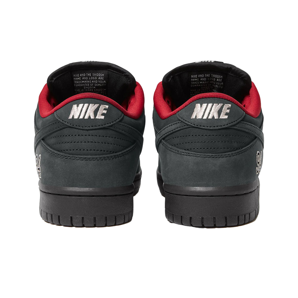 NIKE DUNK LOW SB "SUPREME 94 BLACK"